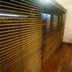 Venecianas de madera y aluminio en Valladolid