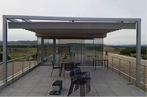 Toldos exteriores adaptables para jardines y terrazas en Valladolid